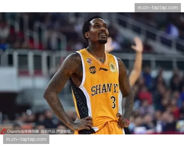 四川高颂内线脚步灵活 背身单打成功率保持稳定